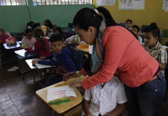 Gobierno Concede Asueto A Los Docentes A Nivel Nacional El Lunes