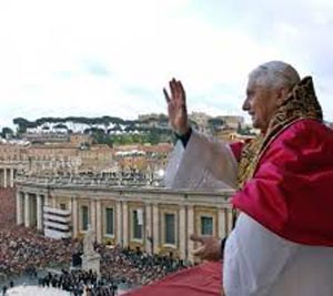 El Día En El Que Benedicto XVI Cambió La Historia De La Iglesia ...