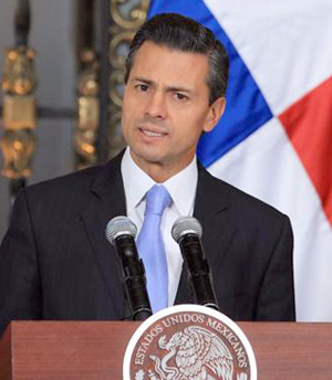 Peña Nieto notifica al Senado de gira por Honduras y Panamá en abril