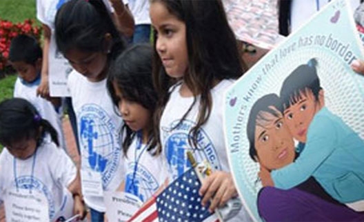 Piden a Obama que evite deportación de un niño hondureño con parálisis cerebral
