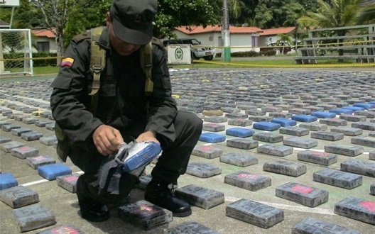 Incautan Más De Media Tonelada De Cocaína En Colombia; Venía Para ...