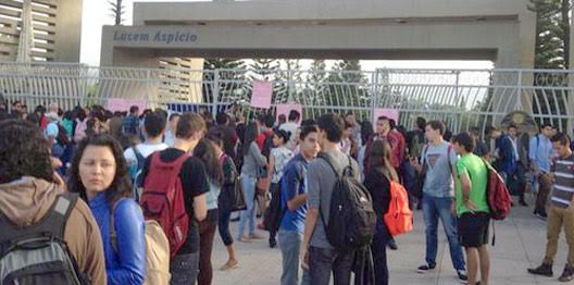 estudiantes de la UNAH SPS