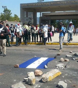protesta-en-unah-hoy