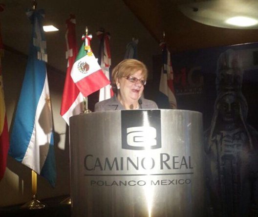 Diputada Doris Gutiérrez recibe premio internacional en México