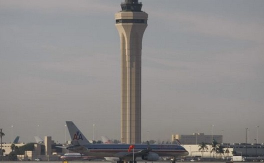 El Aeropuerto De Miami Eeuu Logra Un Récord Diario De Pasajeros Proceso Digital