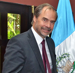 embajador sueco