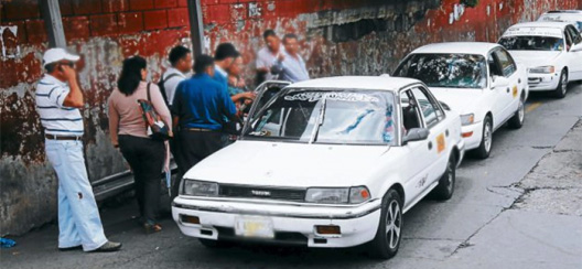 punto de taxis kennedy