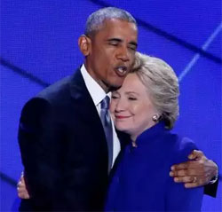 Obama se funde en abrazo con hillary