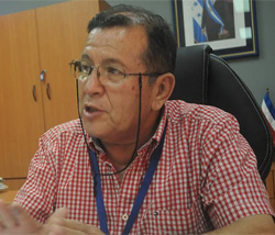 Israel Navarro