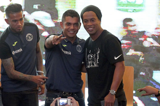 Ronaldinho6