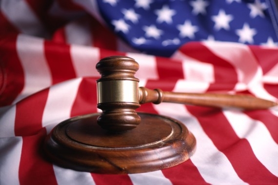 Mayor presencia de hispanos en sistema legal de EEUU asegura procesos justos