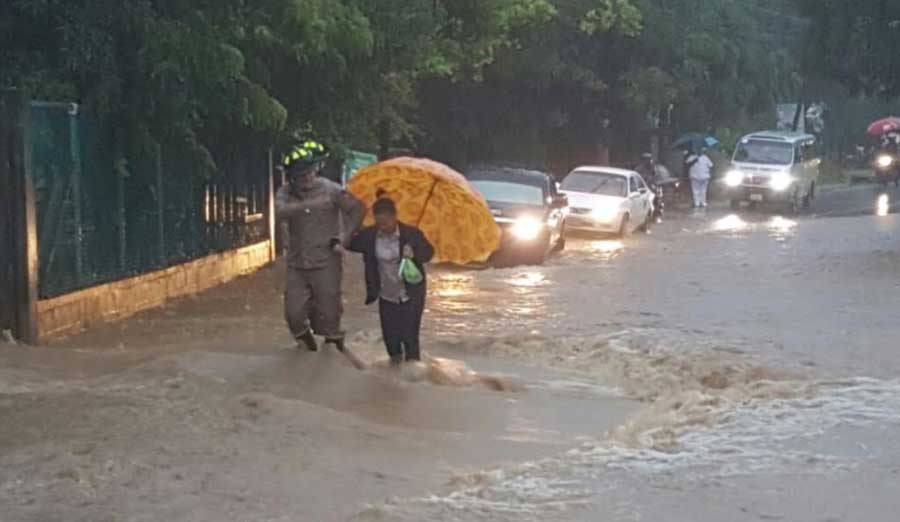 lluvias roatan