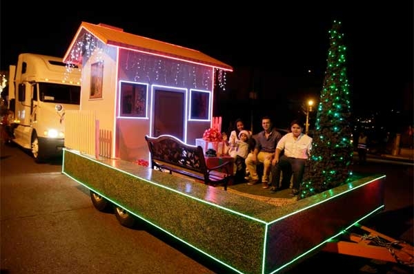 Este Sabado Es La Clausura De Navidad Catracha Con Gran Desfile De Carrozas Proceso Digital