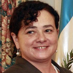 Claudia Paz