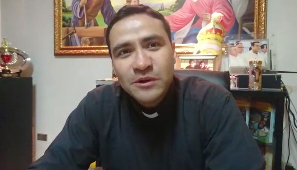 Padre Gerardo Vallecillo