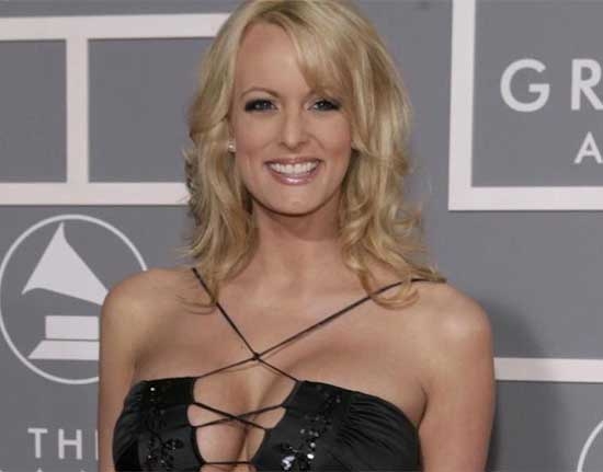 La actriz porno Daniels pide al tribunal que Trump declare bajo juramento