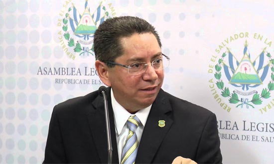 fiscal de el salvador