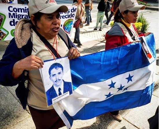 Madres Hondureñas marchan