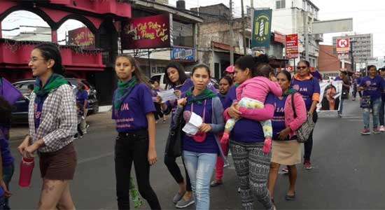 mujeres protes