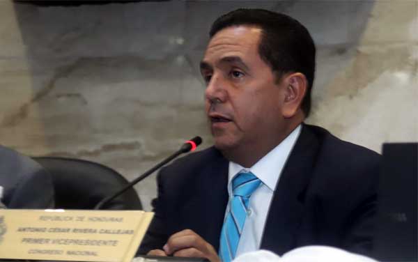 Toño Rivera
