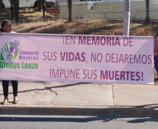 mujeres protesta pd