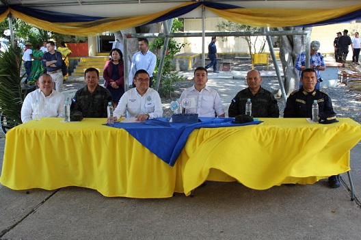 corte y carcel