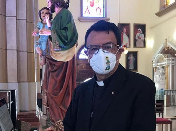 Los cínicos que inflaron urnas y manipularon actas no se salvarán de la ley divina: Padre Juan Ángel López