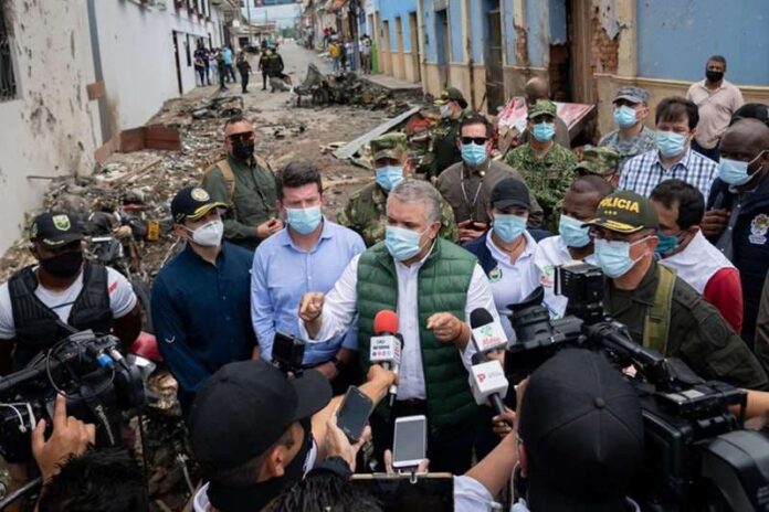 Sube A 43 El Número De Heridos Por La Explosión De Un Carro Bomba En Colombia Proceso Digital 0114