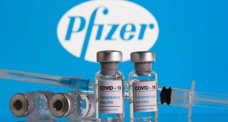 Las vacunas Pfizer contra la covid son seguras para los fetos, según estudio