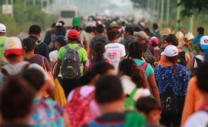 Una tercera caravana migrante parte desde el sur de M xico