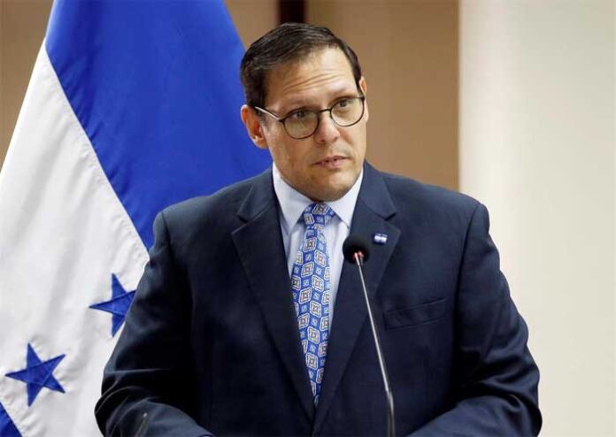 lisandro-rosales