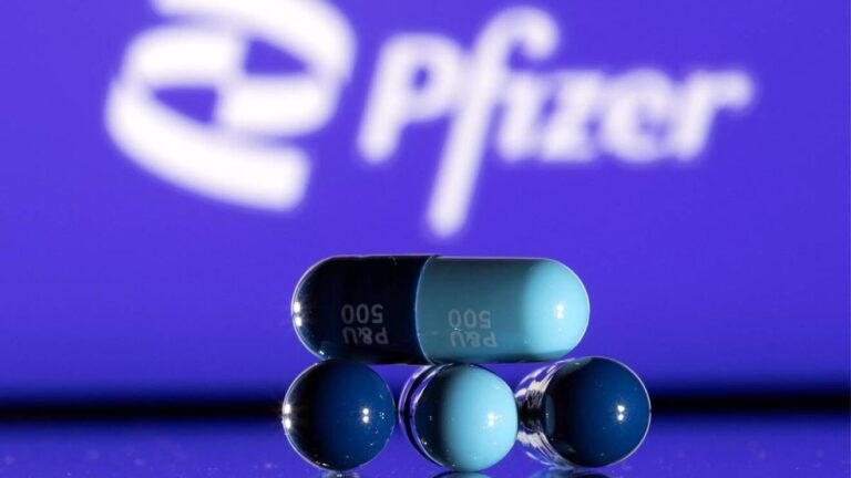 EEUU compra 10 millones de tratamientos de la pastilla contra covid de Pfizer