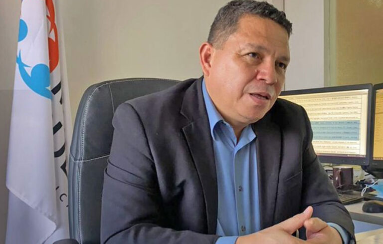 Fiscal Santos cuestiona al actual gobierno por no dar visos de luchar contra la corrupción