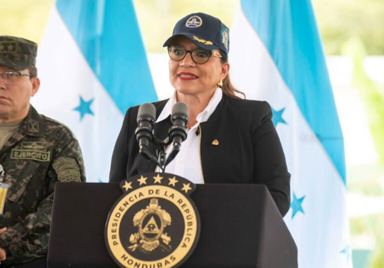 Presidenta Castro anuncia repotenciación de la Fuerza Aérea Hondureña