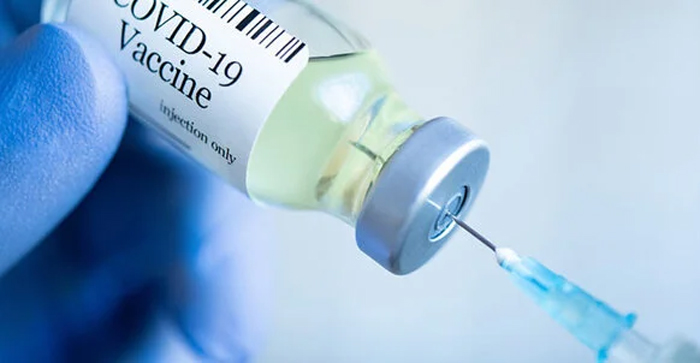La EMA respalda vacuna de Pfizer adaptada a otras dos subvariantes de ómicron