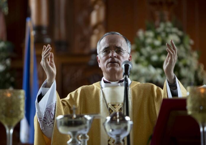 Obispo nicaragüense insta pedir libertad de Rolando Álvarez y no negociar137044