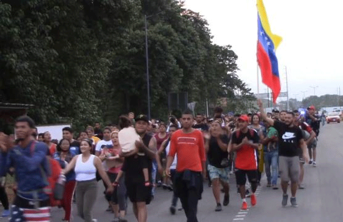 Sale Una Caravana Con Mil Migrantes Del Sur De México, La Séptima De ...