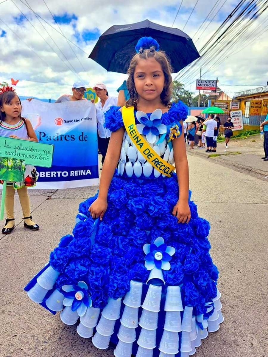 Vestidos de best sale reciclaje para reinas