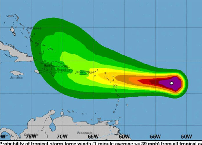 Emiten aviso de huracán para Puerto Rico y alertan de lluvias e