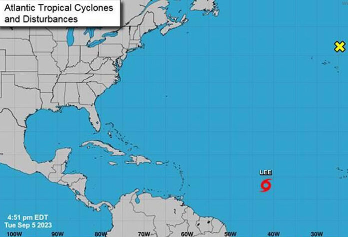 La tormenta tropical Lee se fortalece y puede convertirse hoy en un ...