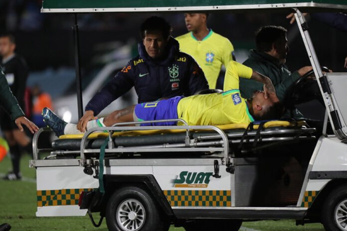 Neymar fue sometido con éxito a una cirugía en la rodilla izquierda Proceso Digital