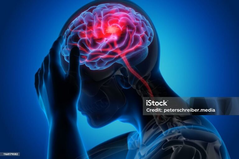 Un periodista hondureño es salvado en Urgencias de un hospital de Madrid tras sufrir un ictus cerebral 