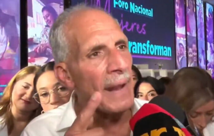 Tito-foro-de-mujeres-241025
