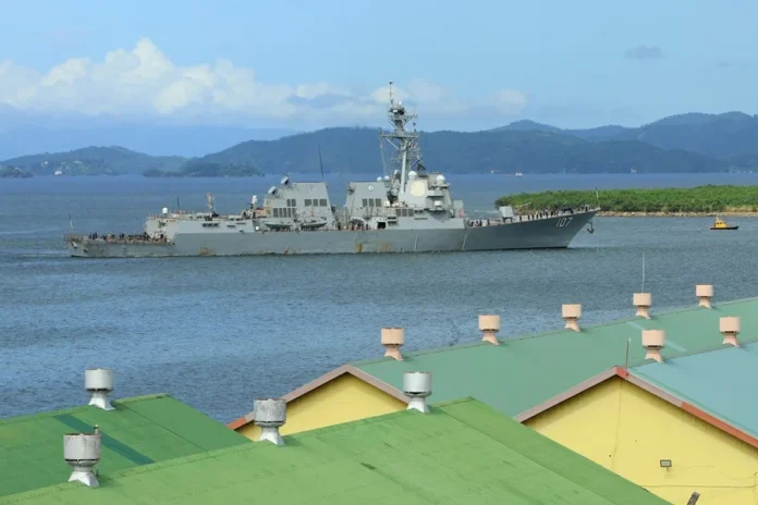 destructor USS Gravely