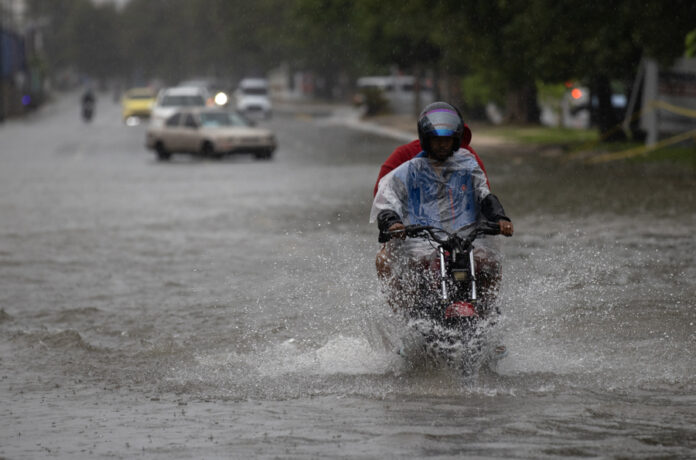 Melissa deja un muerto, fuertes inundaciones y daños en la República Dominicana