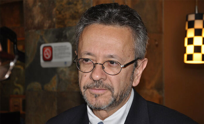 Roberto-Flores-Bermúdez