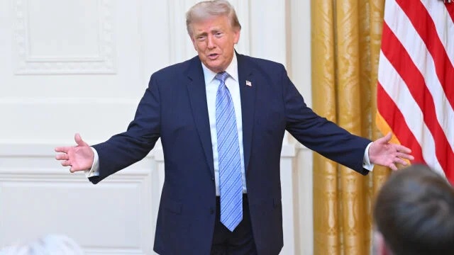 U.S. President Donald Trump said Tuesday that Venezuela should become a state in his country and elect a governor instead of a president.