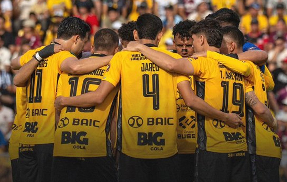 Deudas y la sombra del narcotráfico marcan inicio de la temporada de fútbol en Costa Rica - Proceso Digital